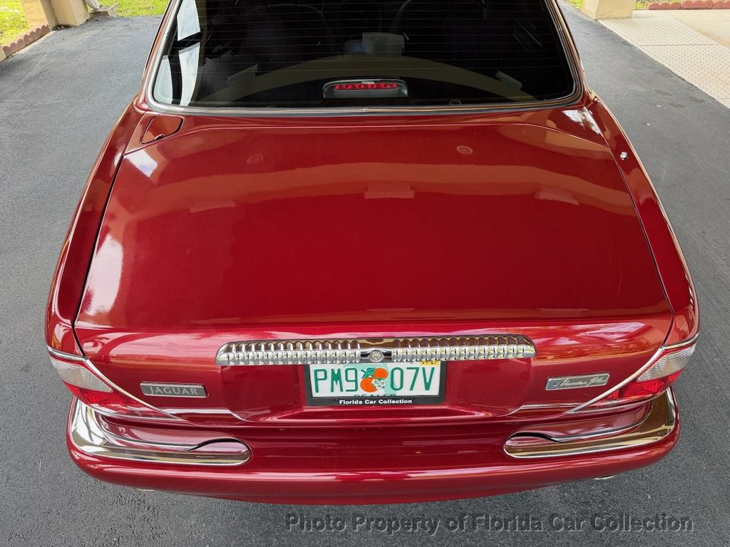 Used 1999 Jaguar XJ8 L RWD image 84