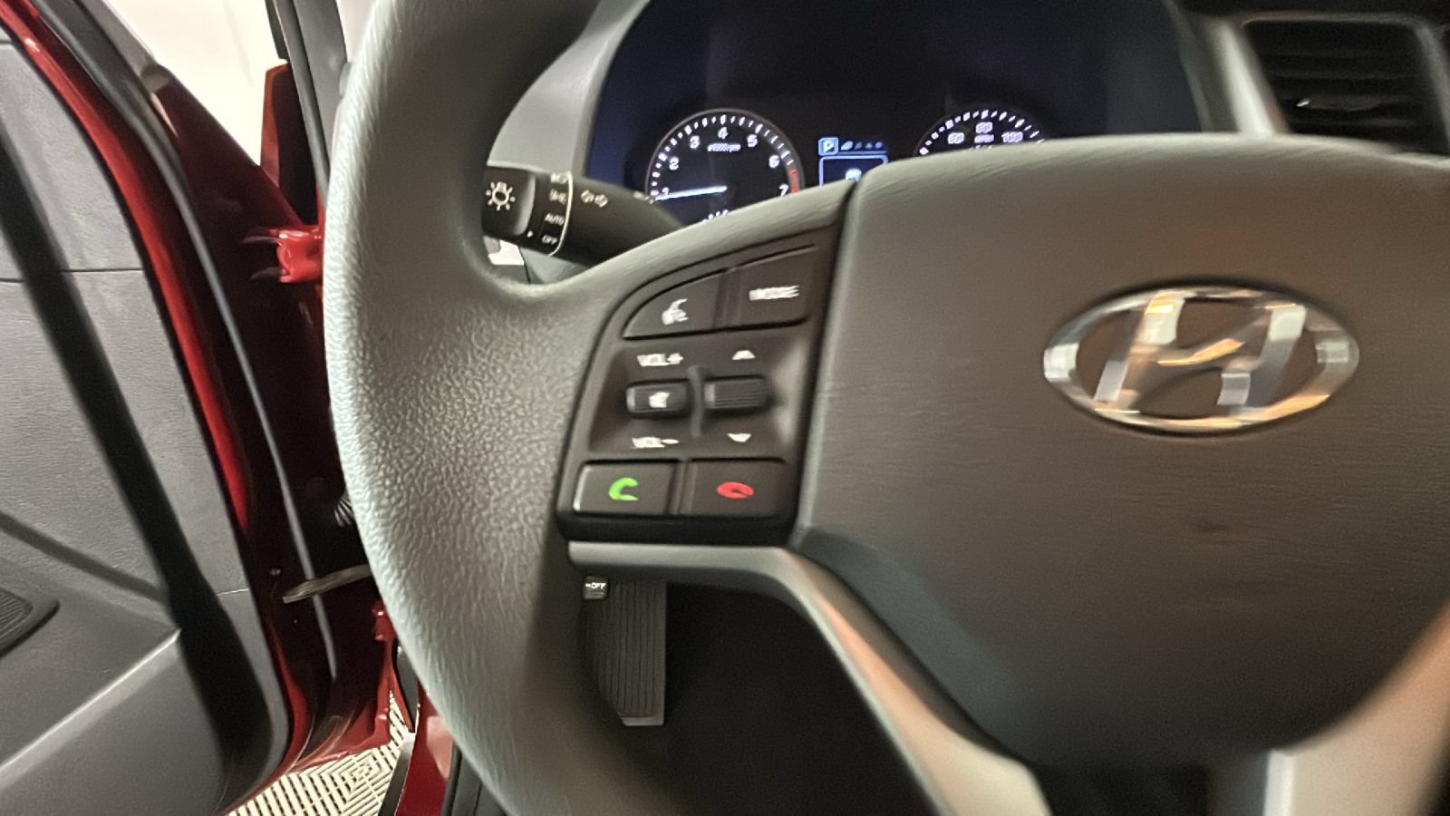 Used 2018 Hyundai Tucson SE FWD image 19
