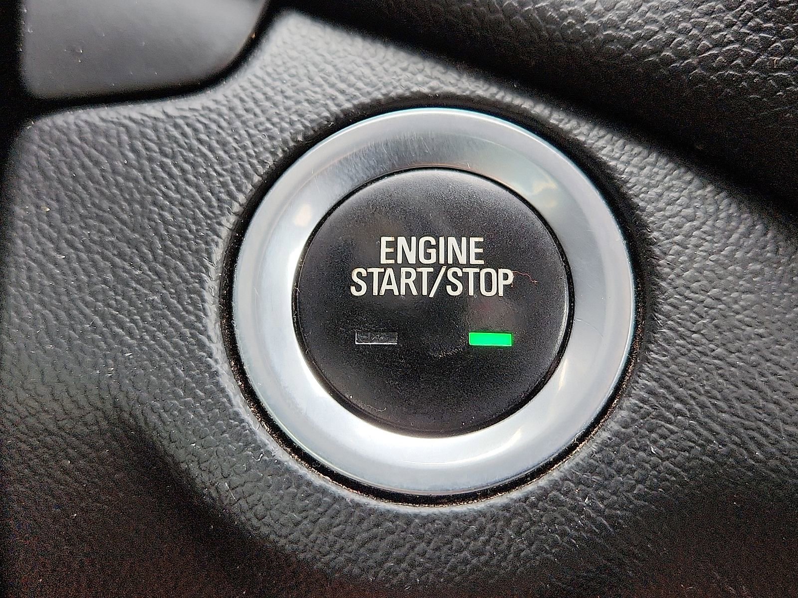 Used 2020 Chevrolet Equinox LT FWD image 20