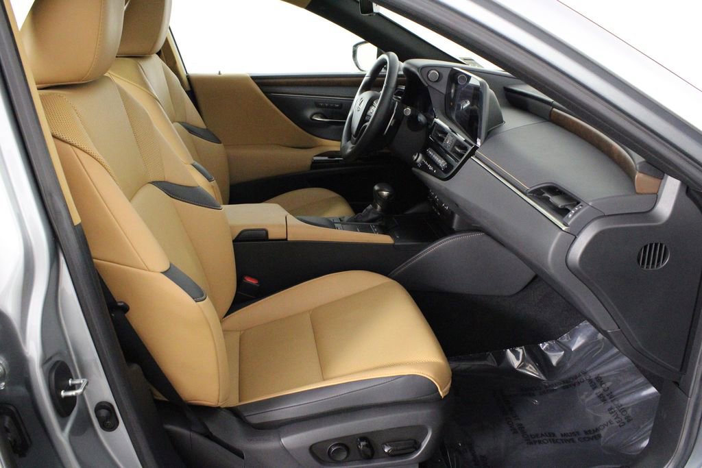 Used 2022 Lexus ES 350 w/ Premium Package image 14