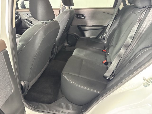 Used 2023 Nissan Rogue S FWD image 22