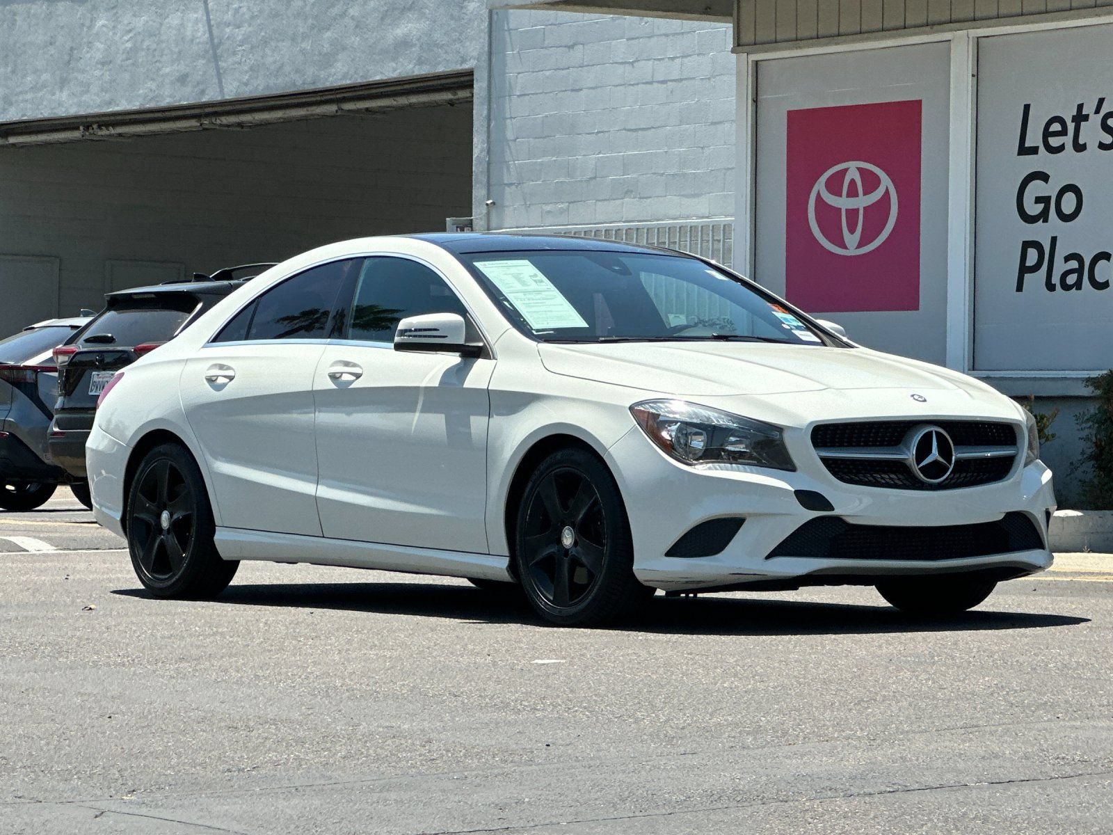 Used 2015 Mercedes-Benz CLA 250 image 8