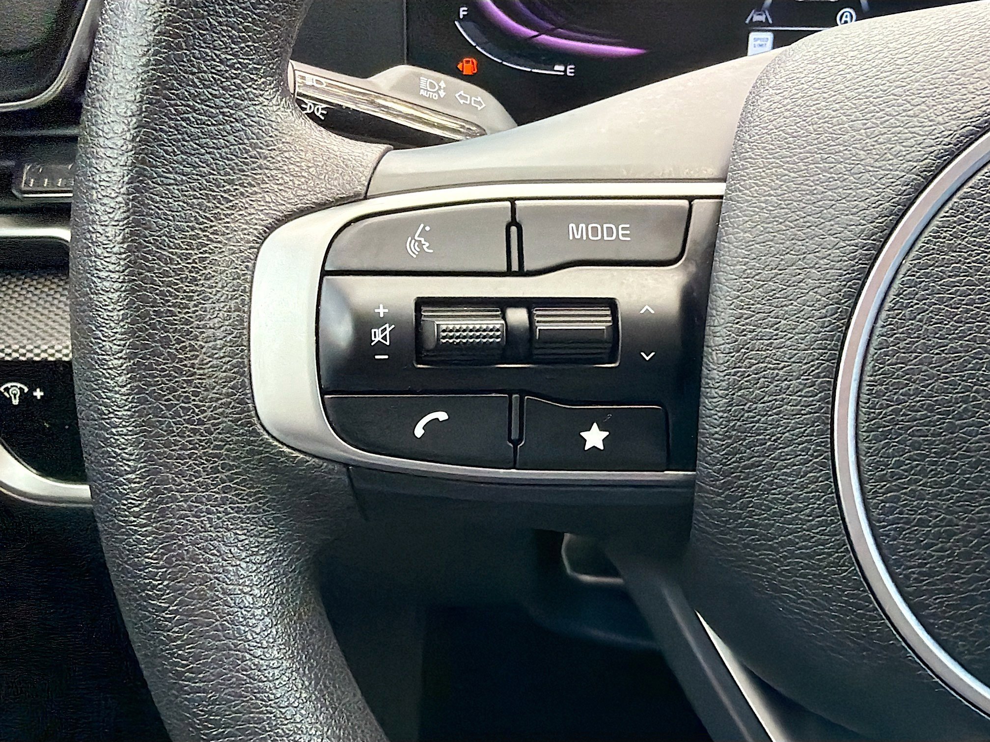 Used 2024 Kia Sportage LX image 33