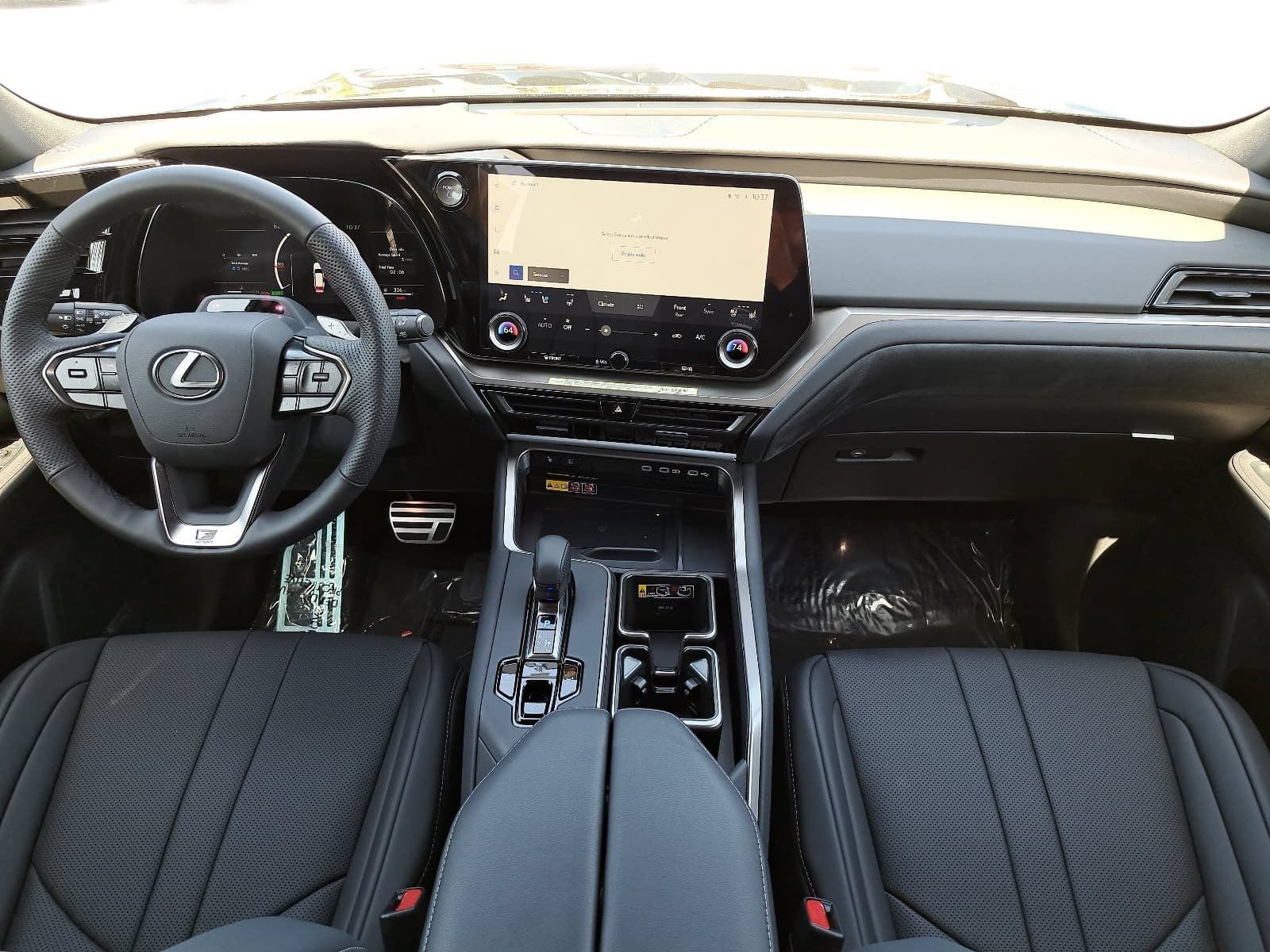 Used 2026 Lexus TX 500h AWD w/ Technology Package image 9