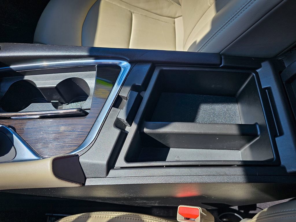 Used 2019 Buick Enclave Premium w/ Experience Buick Package image 31