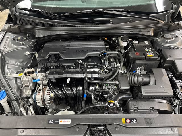 Used 2026 Hyundai Elantra Sport w/ Cargo Package FWD image 18