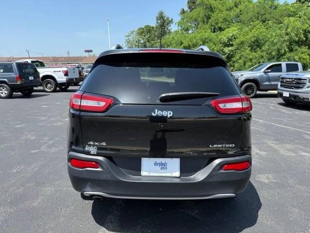 Used 2016 Jeep Cherokee Limited AWD/4WD image 6