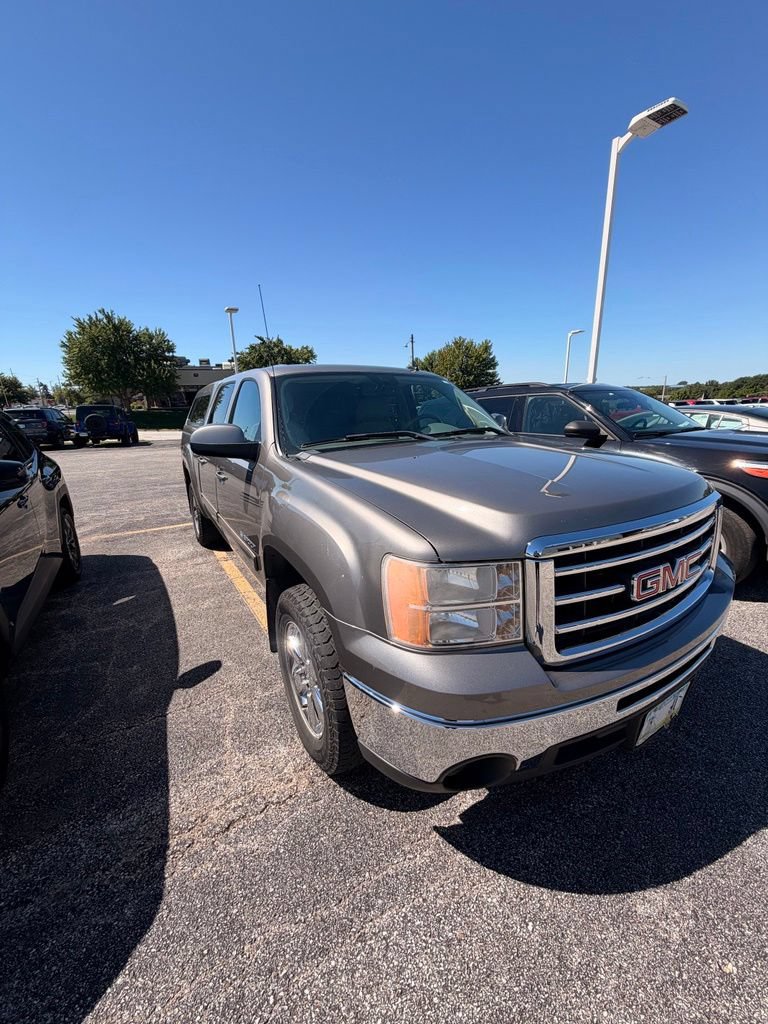 Used 2012 GMC Sierra 1500 SLT w/ SLT Convenience Package RWD image 2