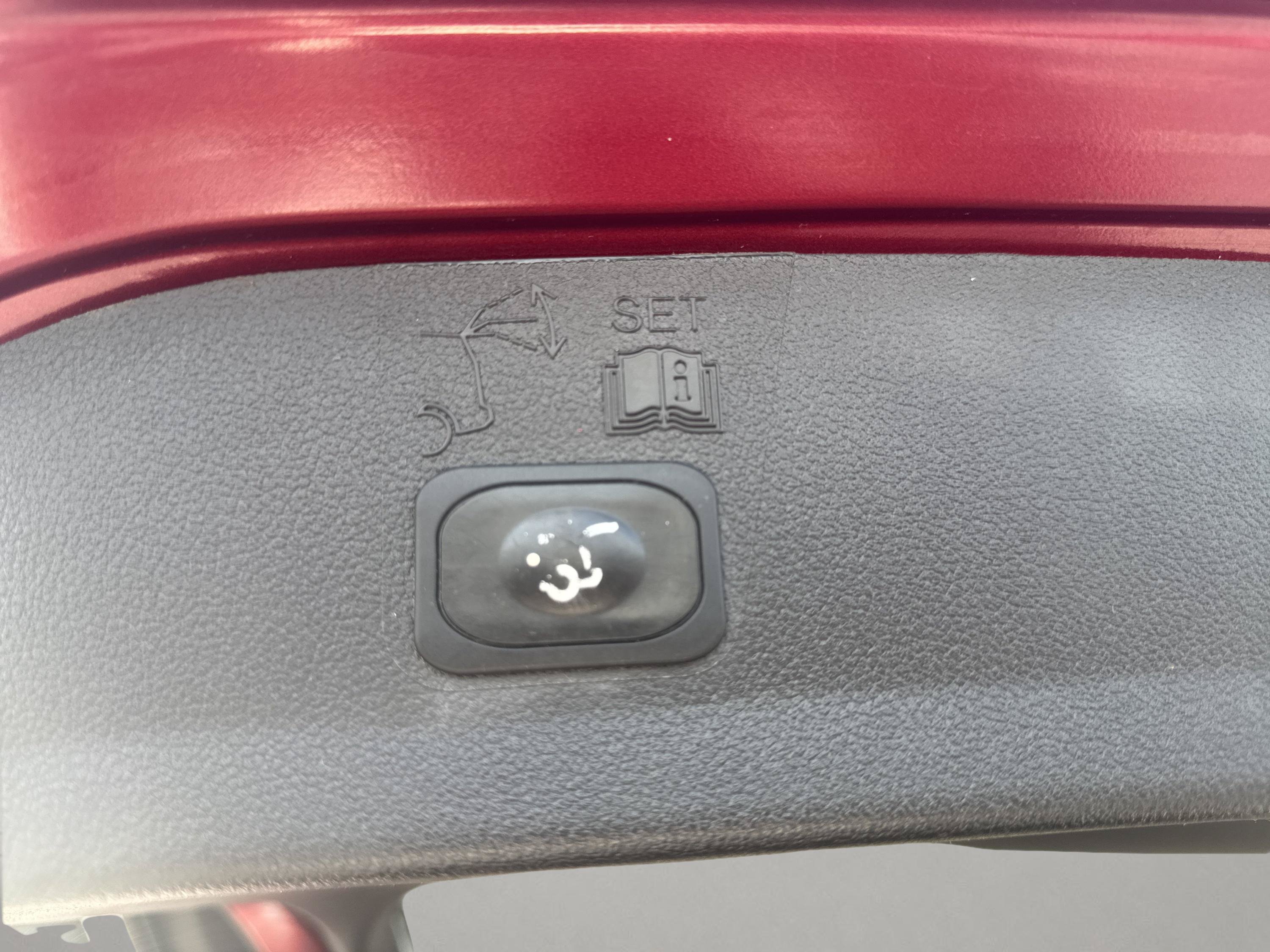 Used 2015 Ford Escape Titanium AWD/4WD image 11