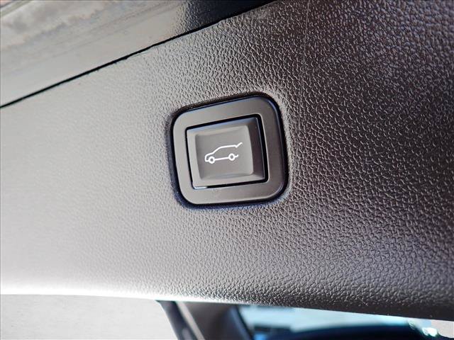 Used 2019 Chevrolet Blazer RS FWD image 9