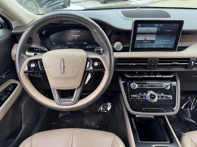 Used 2022 Lincoln Corsair Reserve w/ Equipment Group 201A image 4