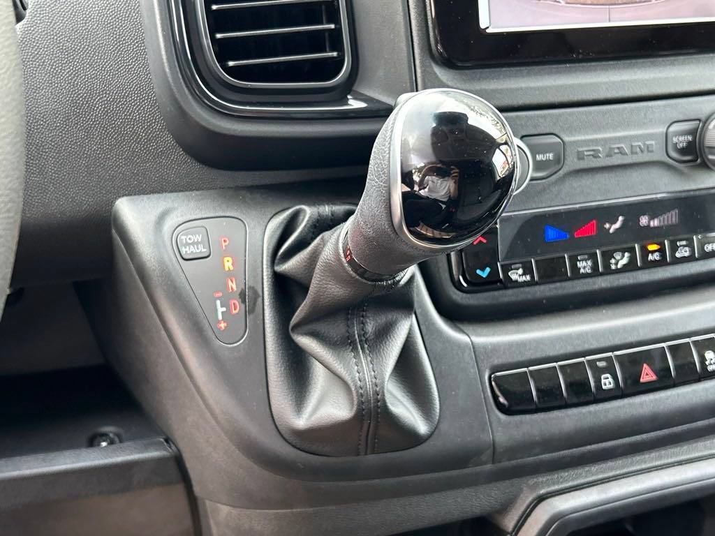 New 2024 RAM ProMaster 2500 w/ Upfitter's Prep Package FWD image 11