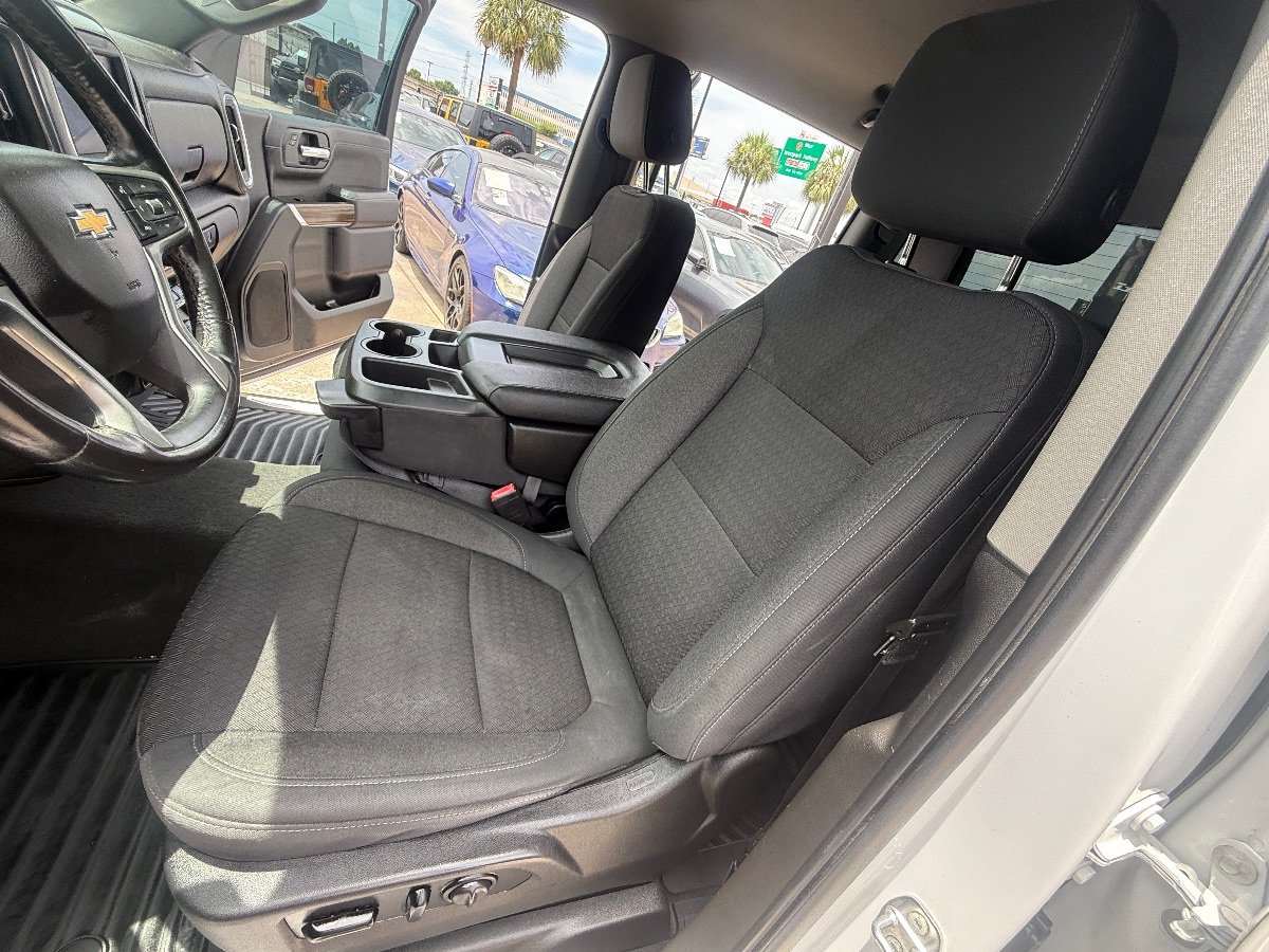 Used 2021 Chevrolet Silverado 1500 LT RWD image 24