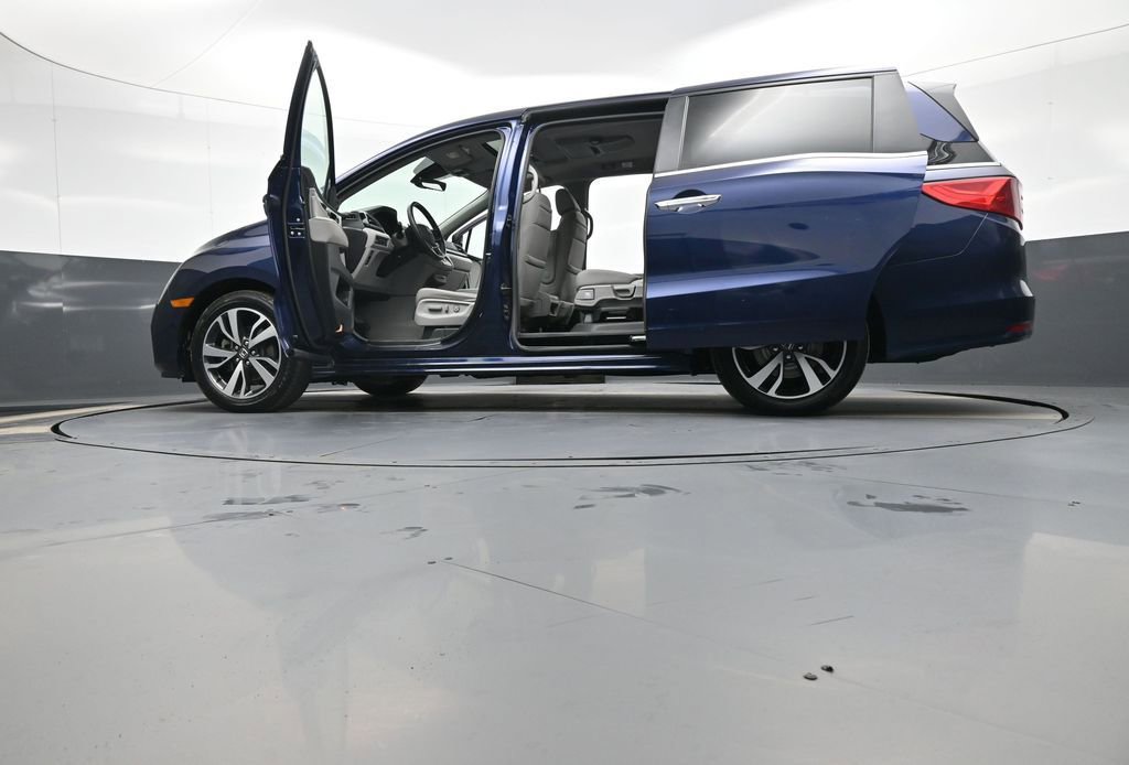Certified 2023 Honda Odyssey Touring image 52
