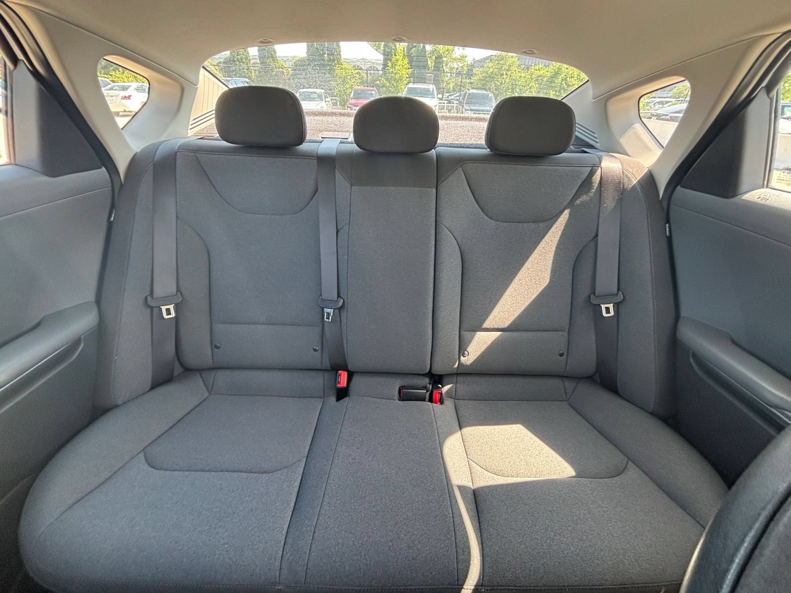 Used 2025 Kia K4 FWD image 36