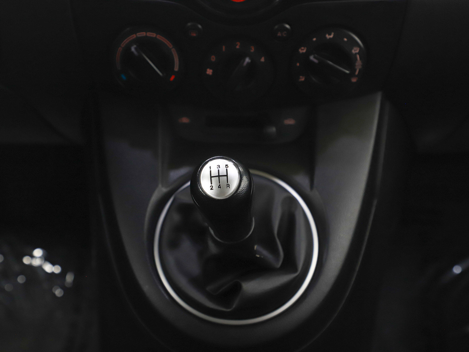 Used 2012 MAZDA MAZDA2 Touring image 15