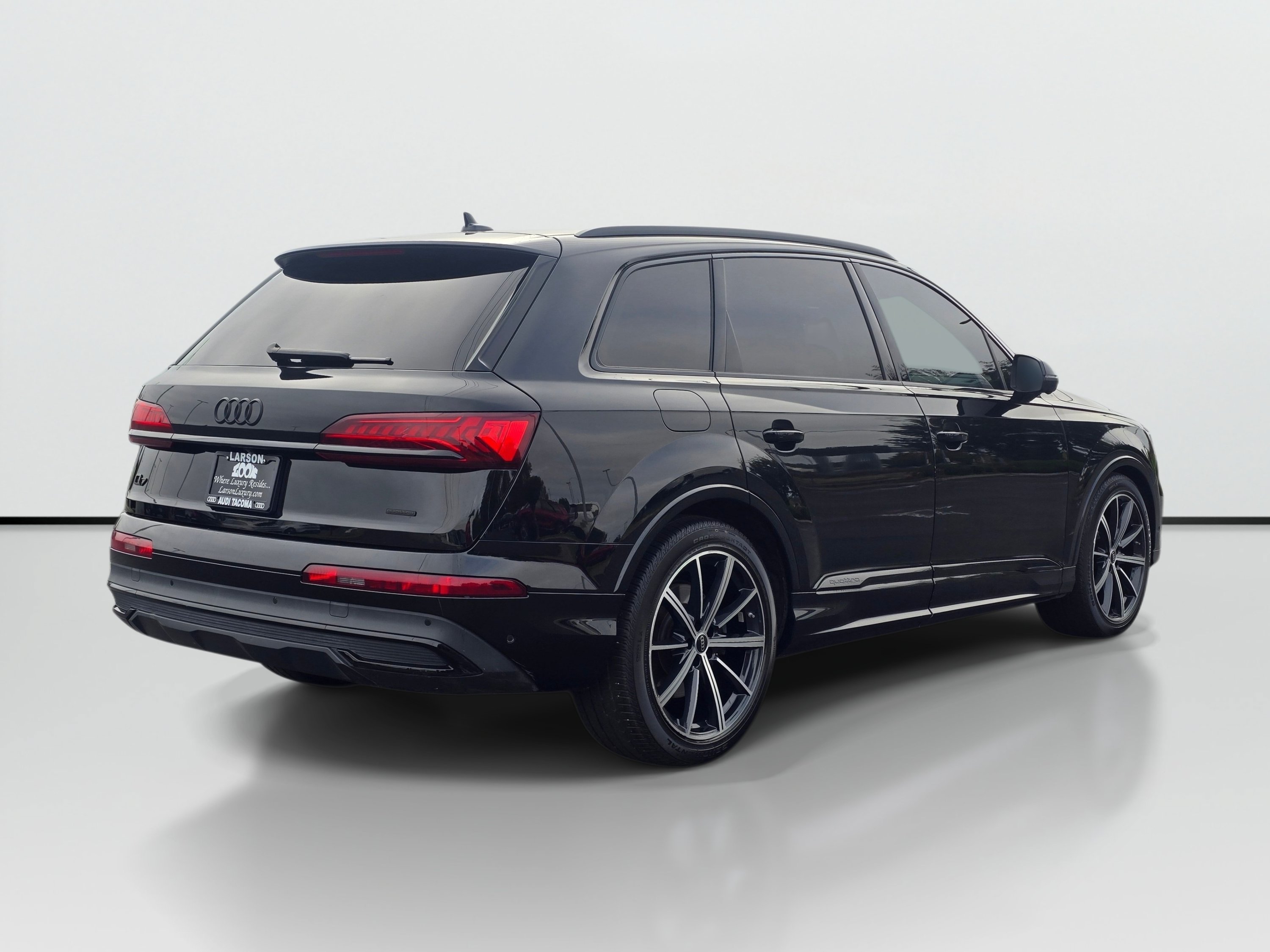 Used 2023 Audi Q7 3.0T Prestige AWD/4WD image 5