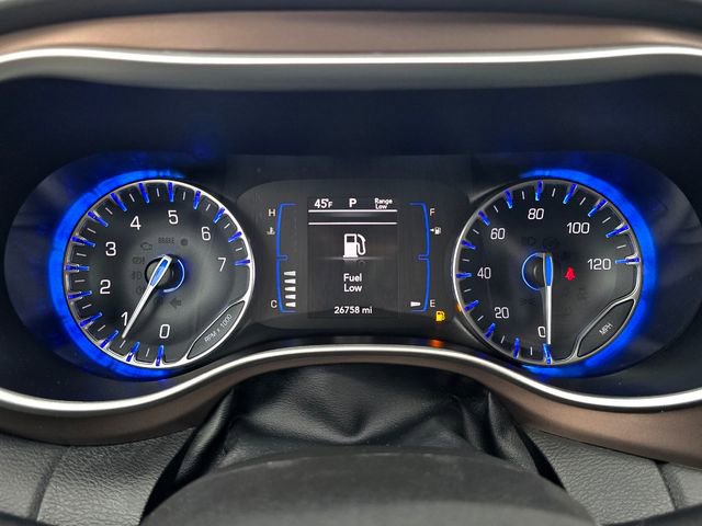 Certified 2024 Chrysler Voyager LX image 13