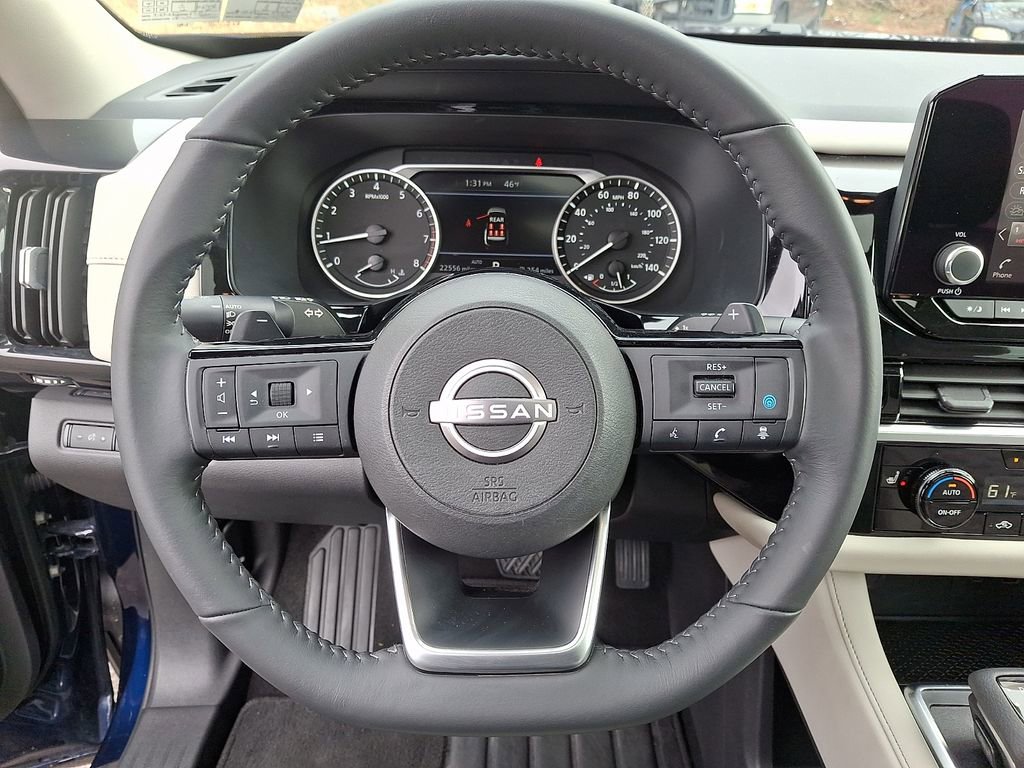 Certified 2023 Nissan Pathfinder SV w/ SV Premium Package image 19