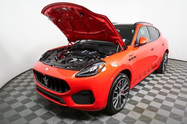 New 2026 Maserati Grecale Folgore AWD/4WD image 37