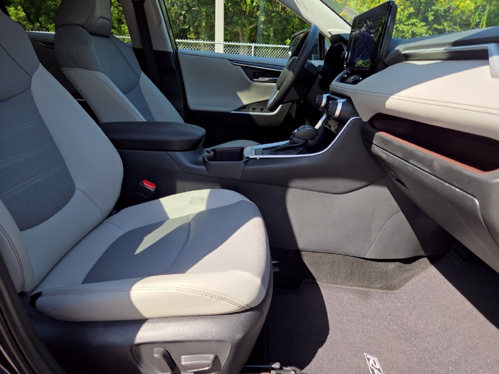 Certified 2023 Toyota RAV4 Limited FWD image 14