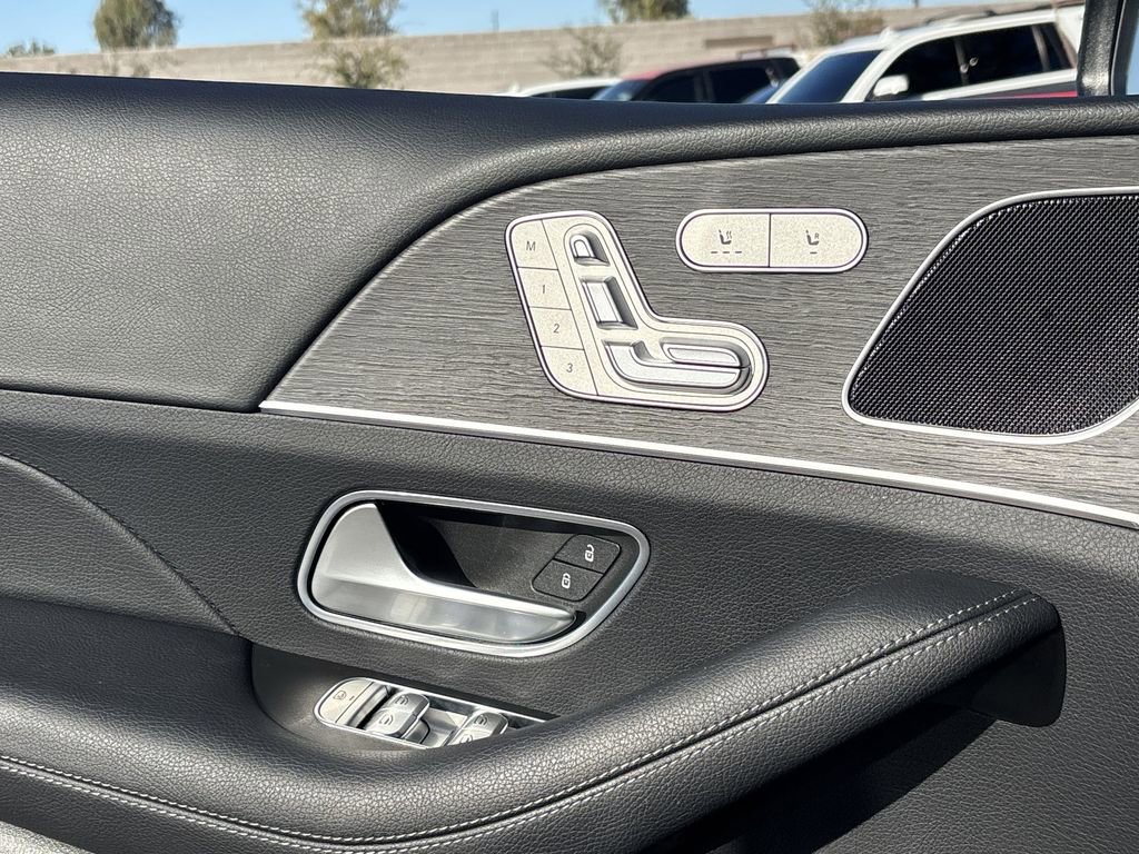 Used 2025 Mercedes-Benz GLE 450 4MATIC Coupe image 24