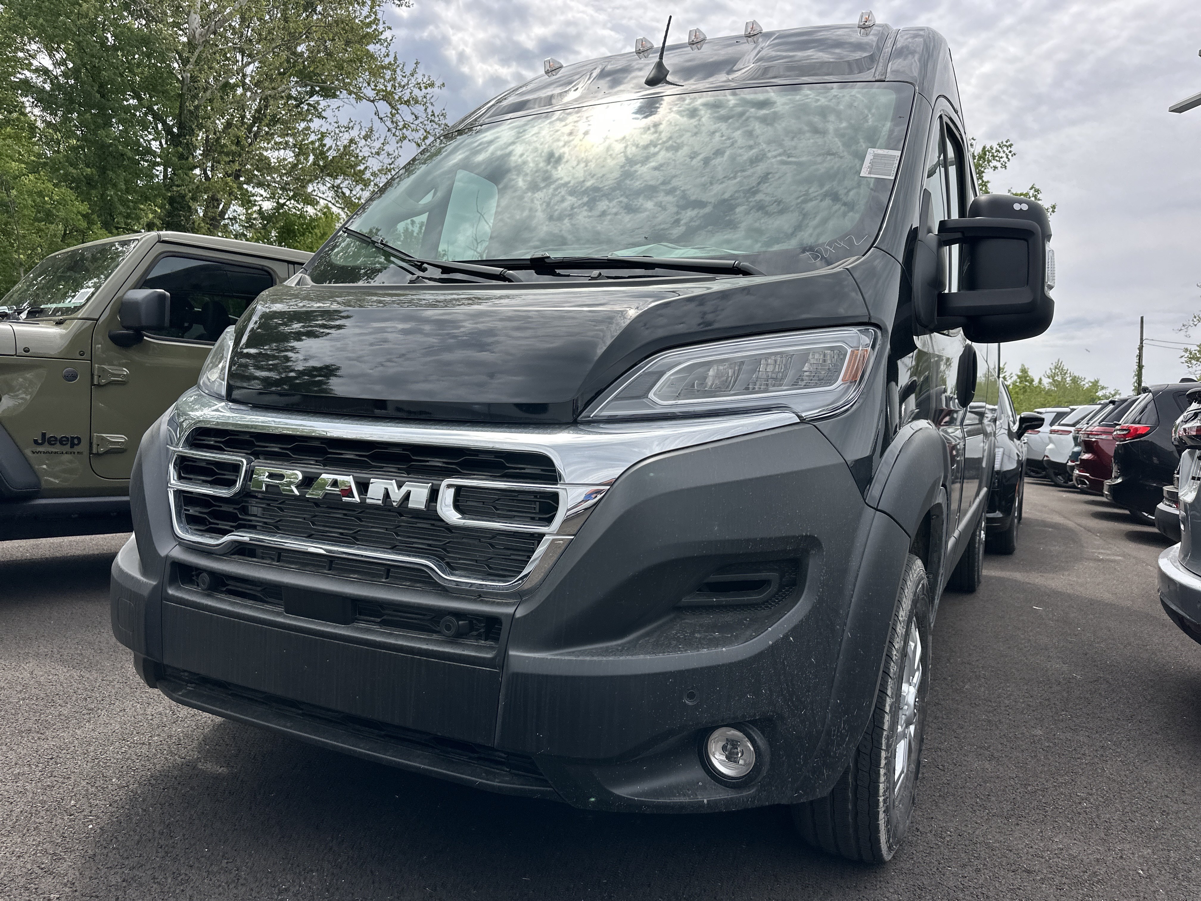 New 2026 RAM ProMaster 2500 w/ Quick Order Package 22G SLT FWD image 25