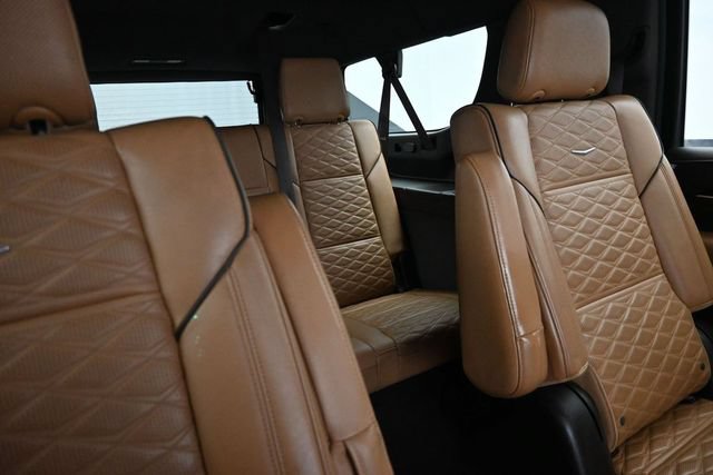Used 2022 Cadillac Escalade ESV Sport w/ LPO, ONYX Package AWD/4WD image 18