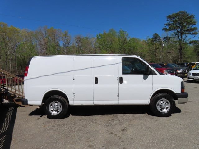Used 2019 Chevrolet Express 2500 RWD image 6