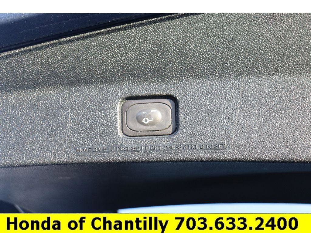 Used 2018 Ford Explorer Limited image 42