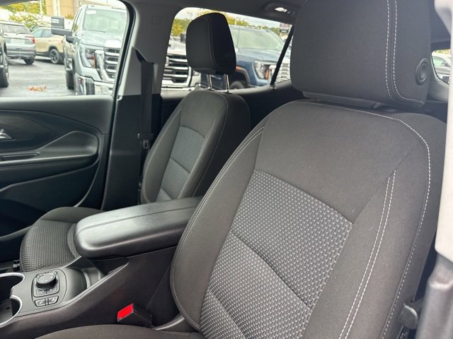 Used 2022 GMC Terrain SLE w/ Driver Convenience Package image 12