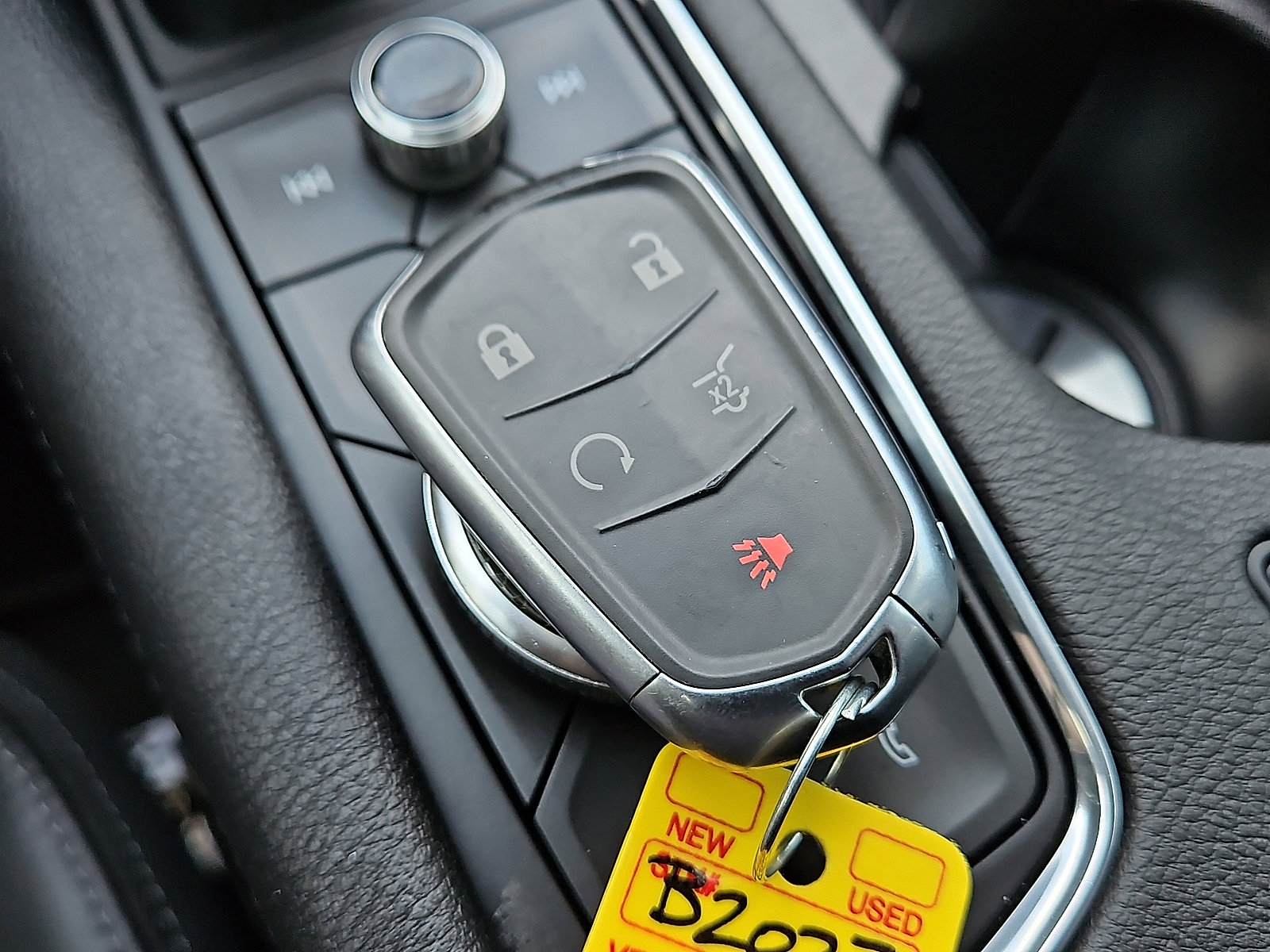 Used 2024 Cadillac XT6 Premium Luxury image 20