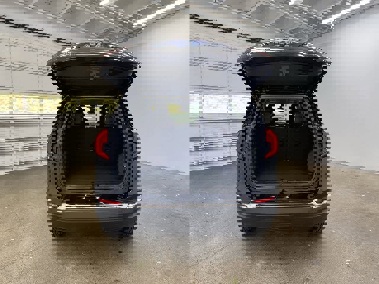 Used 2022 GMC Terrain SLT w/ Infotainment Package II image 29