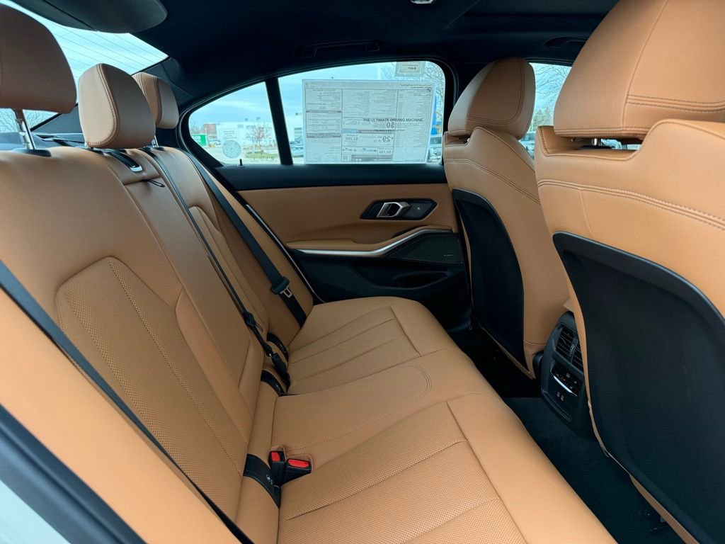 New 2026 BMW 330i xDrive Sedan w/ Premium Package AWD/4WD image 33