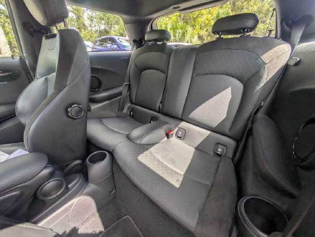 Used 2022 MINI Cooper S w/ Driver Assistance Package FWD image 12