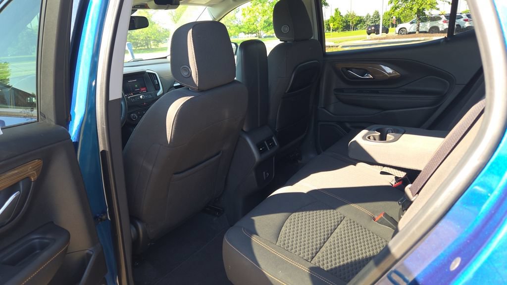 Used 2020 GMC Terrain SLE FWD image 21