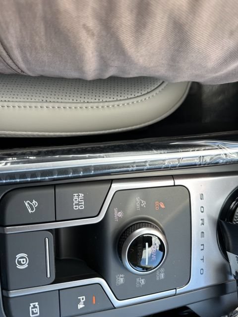 New 2026 Kia Sorento EX w/ EX Premium Package AWD/4WD image 36