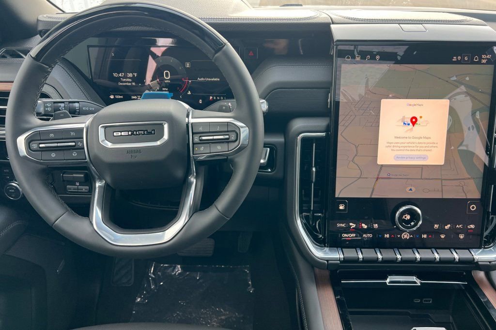 New 2026 GMC Yukon XL Denali w/ Denali Reserve Package image 11