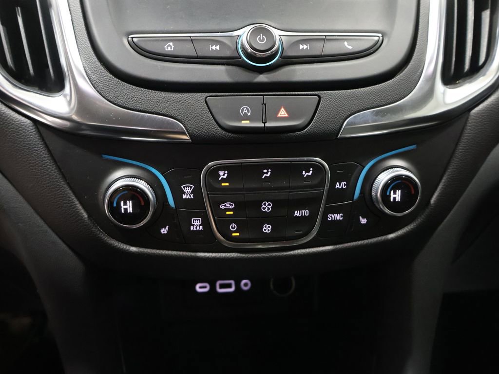 Used 2024 Chevrolet Equinox LT image 28