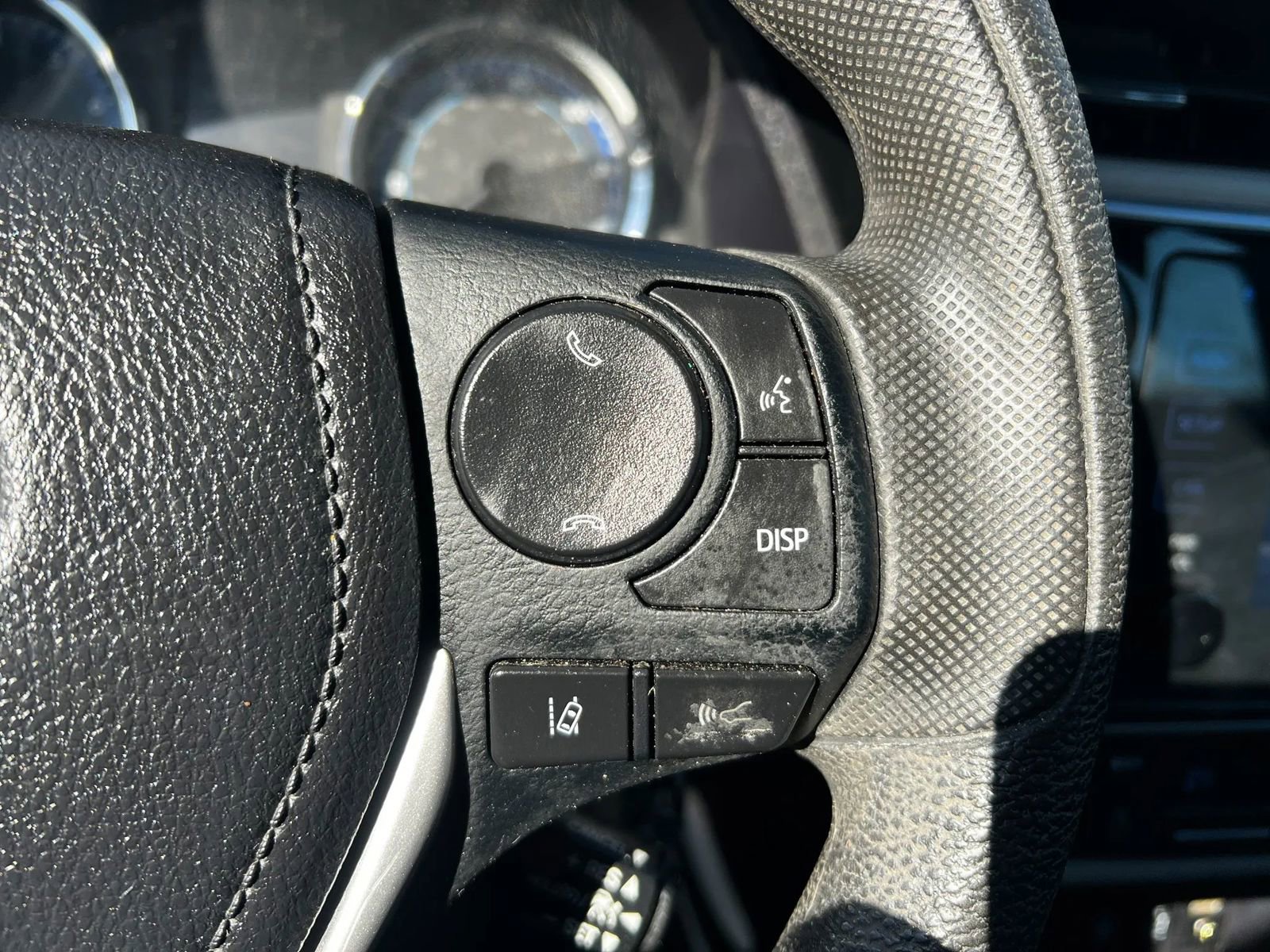 Used 2019 Toyota Corolla LE image 19