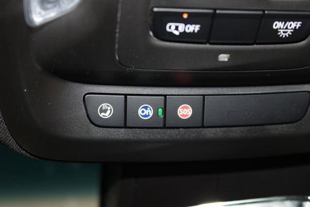 Used 2025 Cadillac CT4 Luxury AWD/4WD image 31