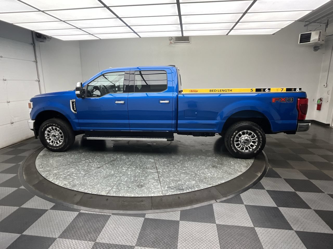 Certified 2021 Ford F250 XLT w/ XLT Premium Package AWD/4WD image 6