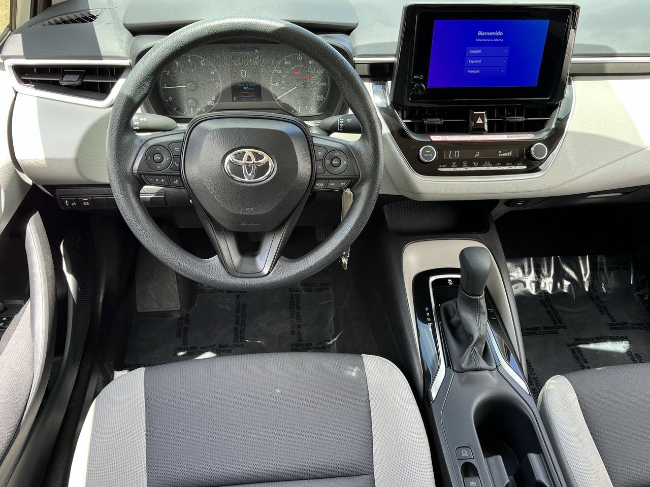 Used 2025 Toyota Corolla LE FWD image 10