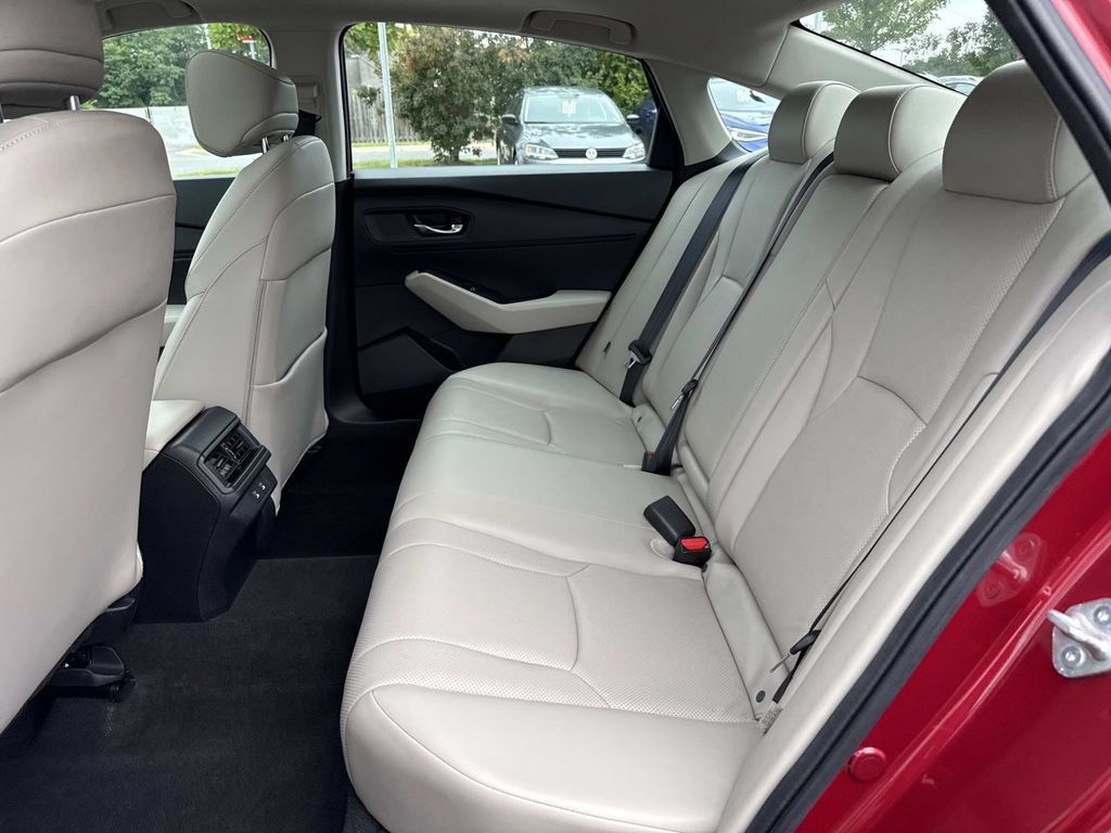 Used 2023 Honda Accord EX-L image 11