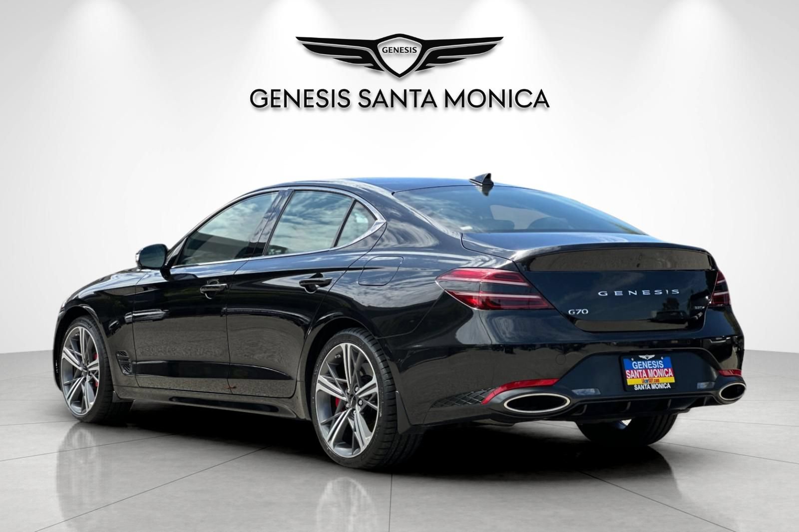 Used 2024 Genesis G70 3.3T Advanced w/ Sport Prestige Package RWD image 8