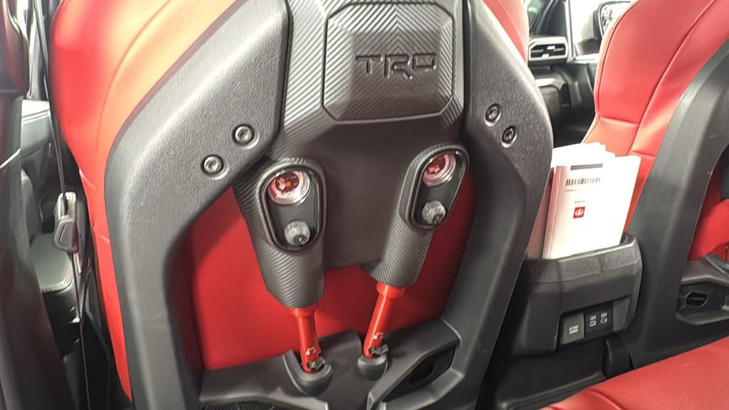 Used 2025 Toyota Tacoma TRD Sport image 39