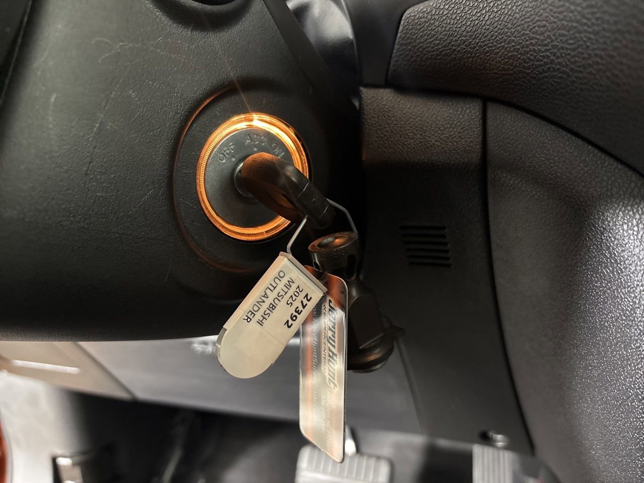 Used 2025 Mitsubishi Outlander Sport LE image 13