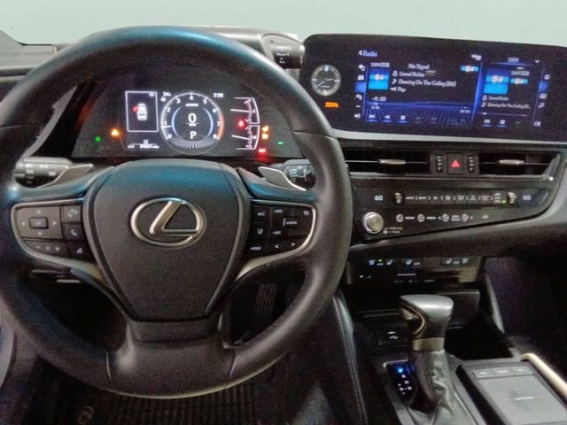 Used 2022 Lexus ES 250 w/ Premium Package image 12