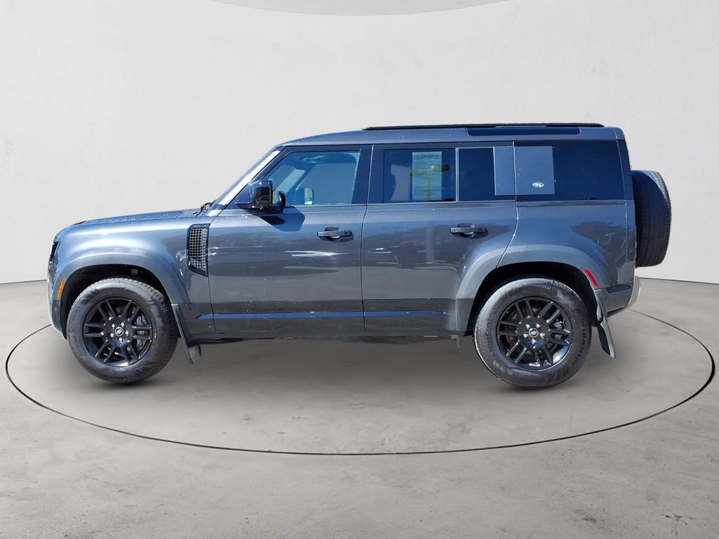 Used 2022 Land Rover Defender 110 X-Dynamic SE AWD/4WD image 8