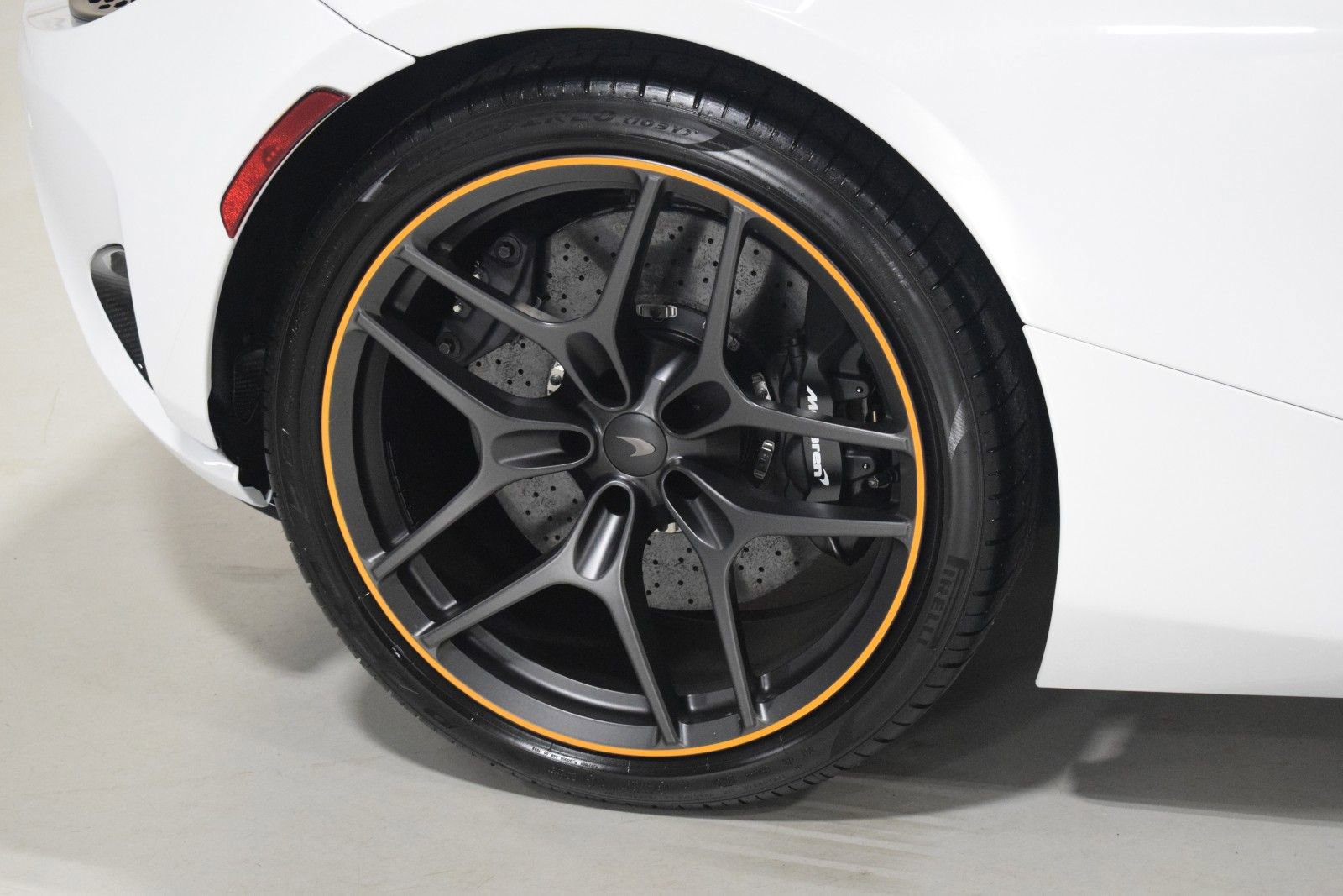 New 2026 McLaren 750S image 17